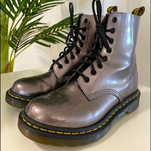 Dr. Martens leather metallic boots / Size 38 EU